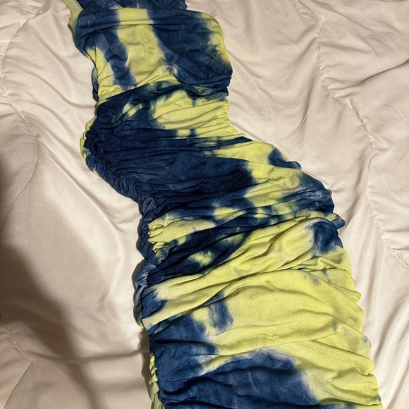 JLUXLABEL Ruched Dress - Small - Picture 6 of 6